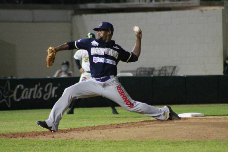 Yoenni Yera regresa a apuntalar el pitcheo abridor de Algodoneros de Guasave