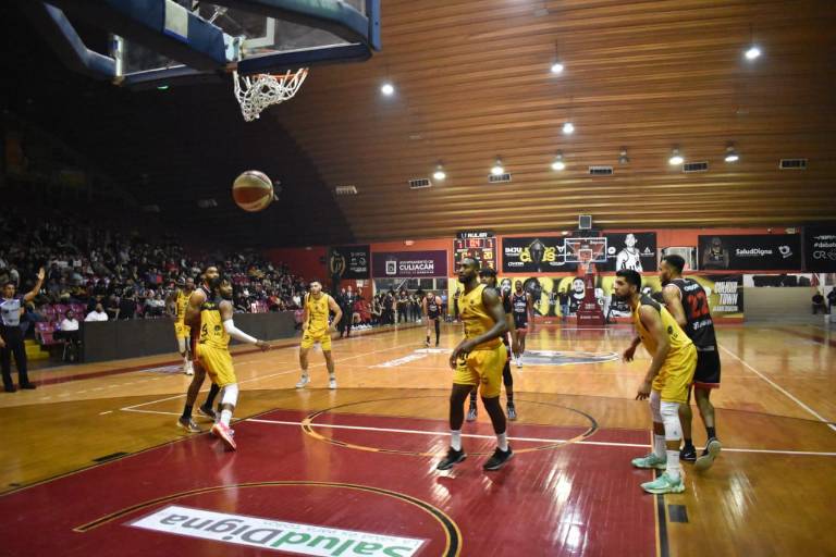 Suma Caballeros de Culiacán 10 derrotas en fila en el Cibacopa 2024