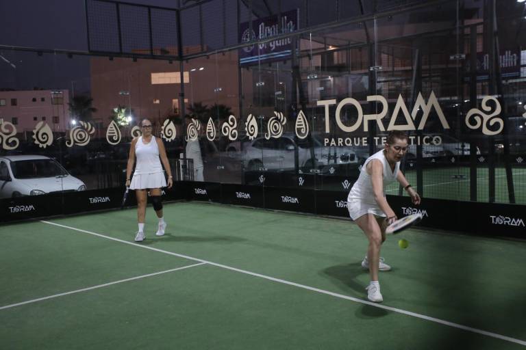 López y Valdez suman importante triunfo en Torneo Rosa de Pádel