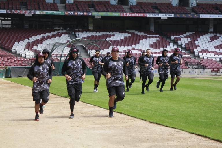 Luis Carlos Martínez ya reportó con Tomateros de Culiacán