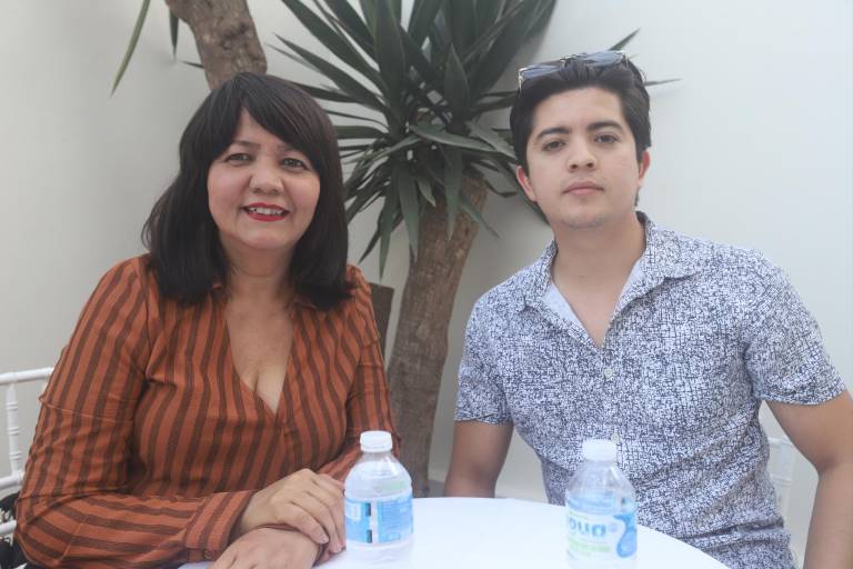 Abren las oficinas de la Notaria Pública Jéssica Páez Lizárraga