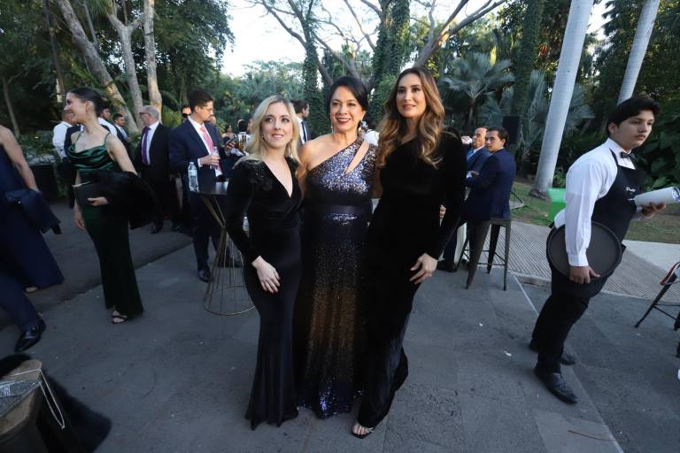 Celebran María Fernanda Clouthier y Guillermo Tejeda su unión en el Jardín Botánico