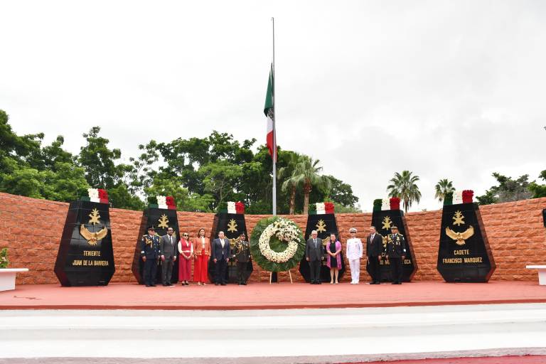 Conmemoran en Sinaloa 178 aniversario de la gesta de los Niños Héroes