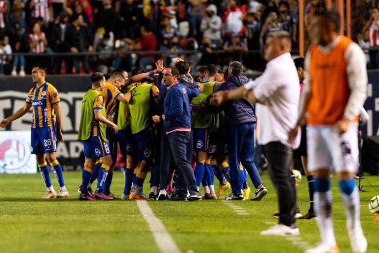 Atlético de San Luis vuelve al triunfo y alarga malaria de Gallos como visitante