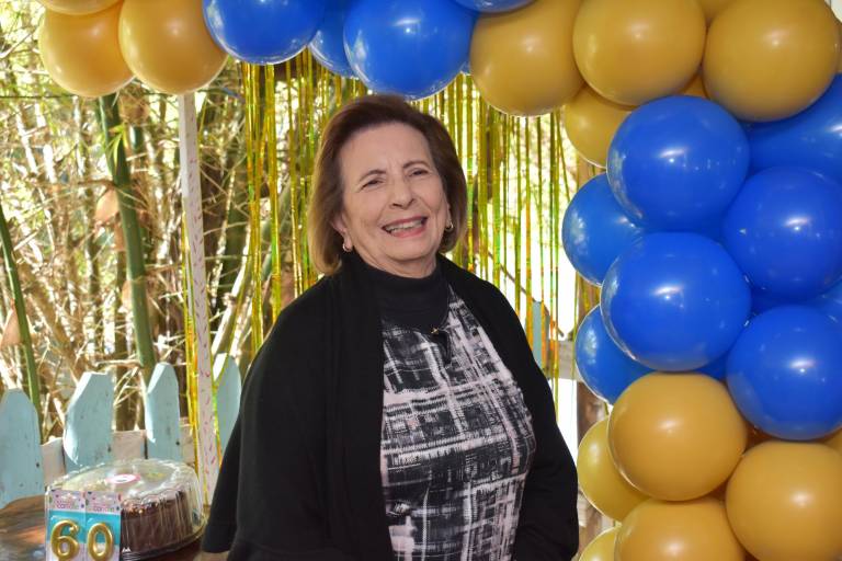 Disfrutan reunión ex alumnos de la generación 62-64 de la Preparatoria UAS