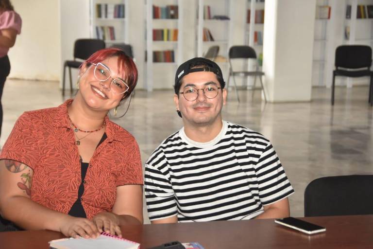 Aprenden a crear y mejorar sus cuentos en taller literario