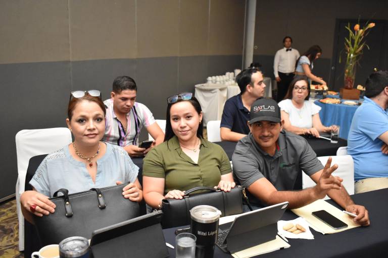 Aprenden a ser mejores empresarios y vendedores con Mauricio Benoist