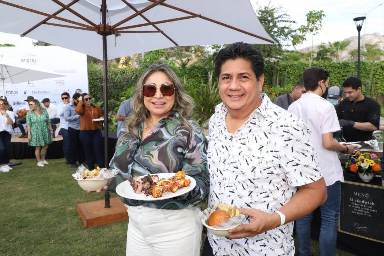 Cocinan chefs para ayudar al Centro de Readaptación Social