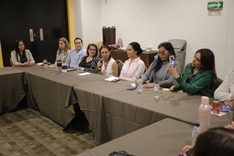 Los ‘abrazos’ siguen siendo para quienes atacan a la ciudadanía: Vázquez Mota