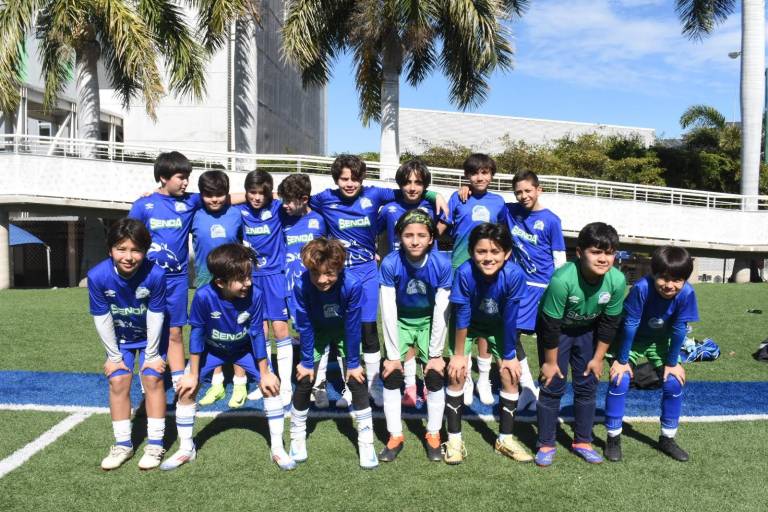 Gana Instituto Senda torneo de futbol escolar