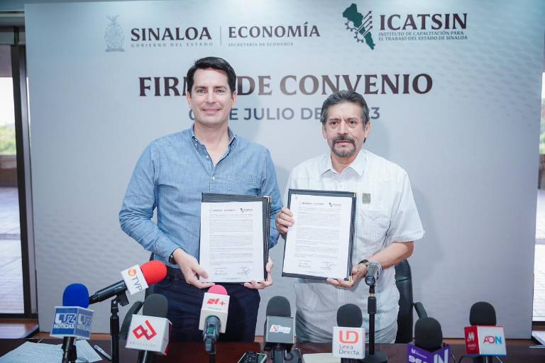 La Secretaría de Economía e Icatsin firman convenio para capacitación