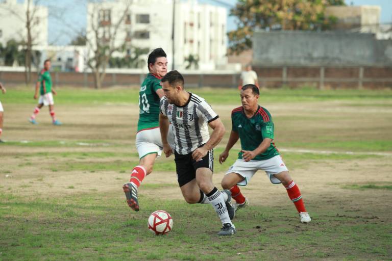 Supera Nares-Togo a Hospital General en Futbol Intermédicos