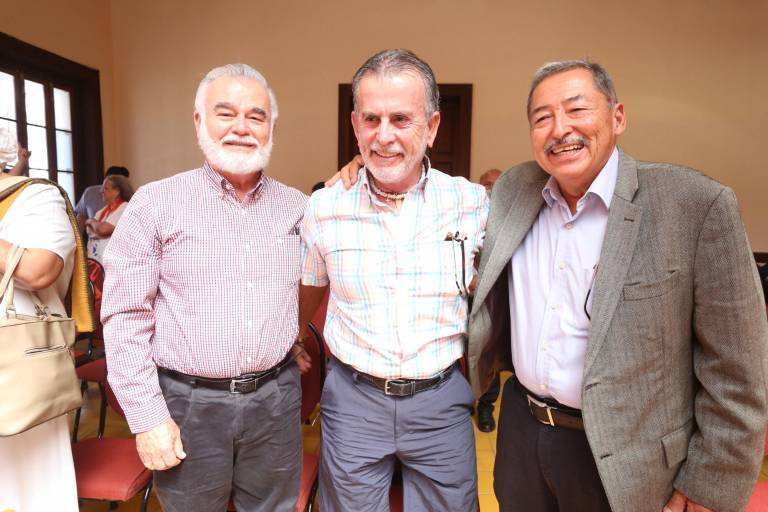 Reconoce El Colegio de Sinaloa a Miembros Eméritos