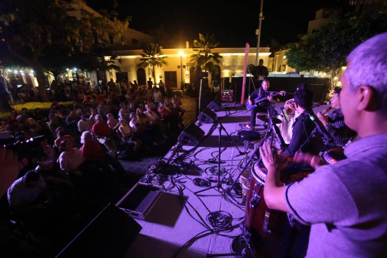 La Machado y el Callejón Liverpool vibran con el Día de la Música, en Mazatlán