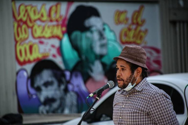 Gustavo Adolfo Ochoa presenta este viernes su libro Poesía a los Cuatro Vientos