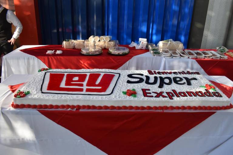 Abre Casa Ley nueva tienda en Plaza Explanada en Culiacán