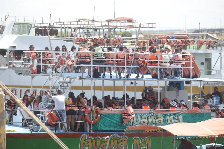 Vive Mazatlán sábado caluroso, pero muy movido por turismo