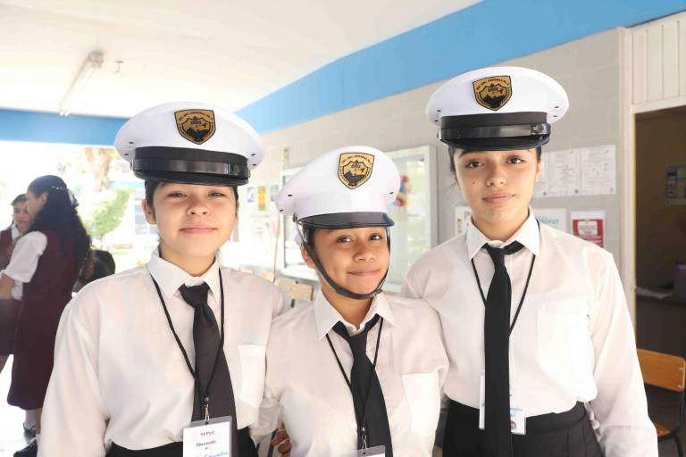 Demuestran sus valores e identidad en concurso de escoltas