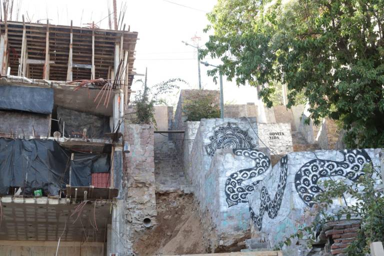Derrumbe del ‘Mirador del Alba’, un golpe al alma histórica de Mazatlán