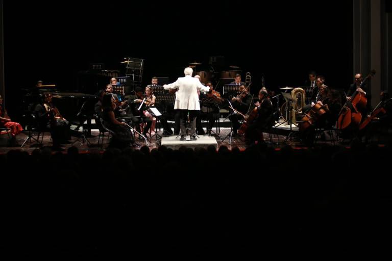 Disfrutan amena tarde en el TAP con el concierto ‘Hoedowns Galore and more’