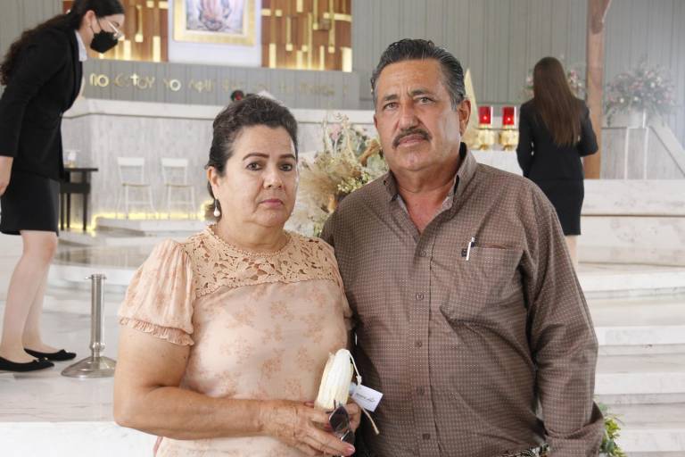 Los agricultores agradecen por el trabajo en el campo