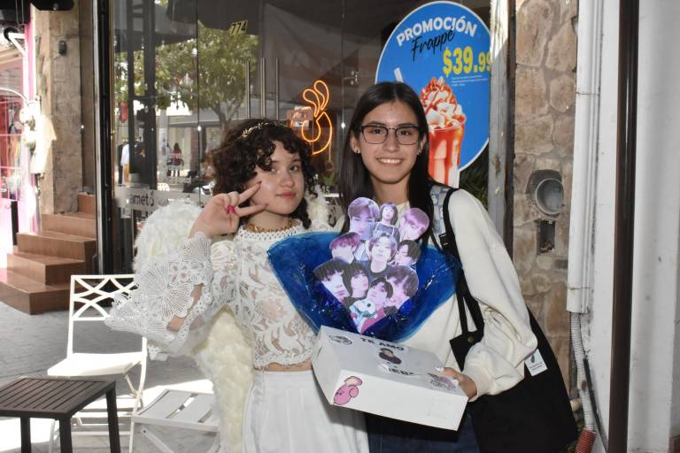 Celebran el mes del amor y la amistad en Yameto Café