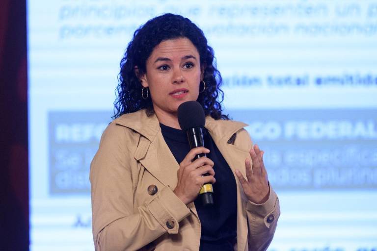 Morena alista el relevo de su dirigencia con Luisa María Alcalde como candidata única
