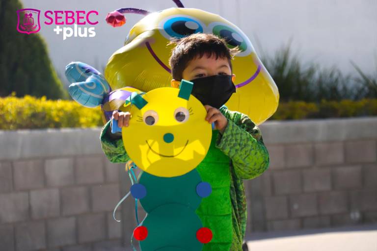 Reciben a la primavera con paseo en el Colegio SEBEC