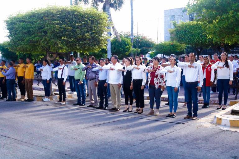Conmemoran la Batalla de Puebla con acto cívico en Escuinapa
