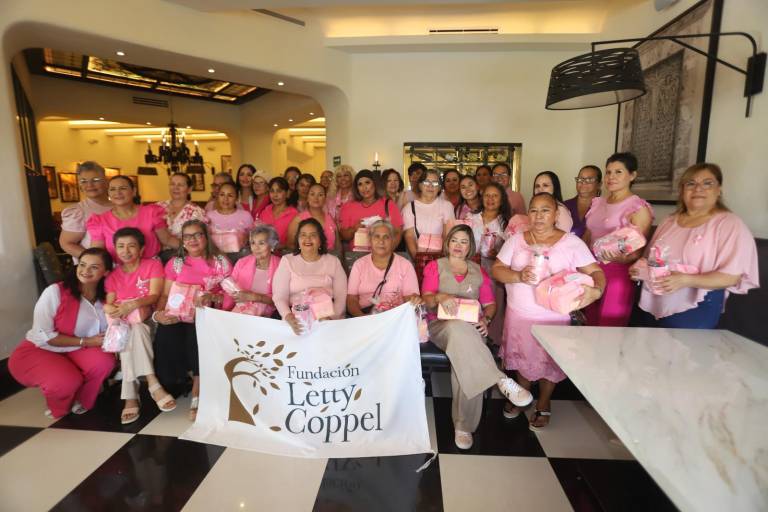 Apoyo Fundación Letty Coppel con prótesis a mujeres sobrevivientes al cáncer