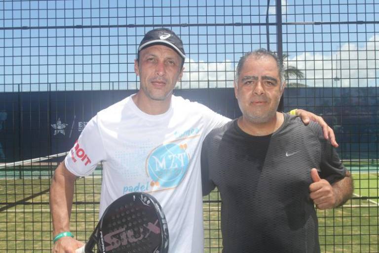 Conviven en el primer Torneo de Pádel en Estrella del Mar