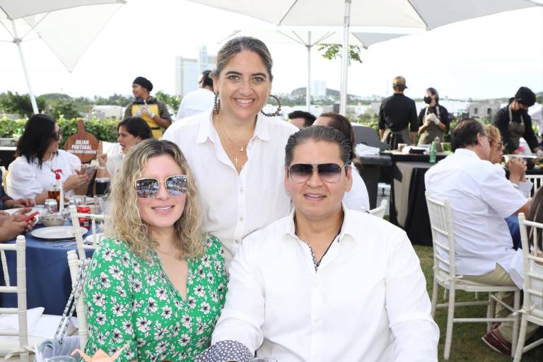 Cocinan chefs para ayudar al Centro de Readaptación Social