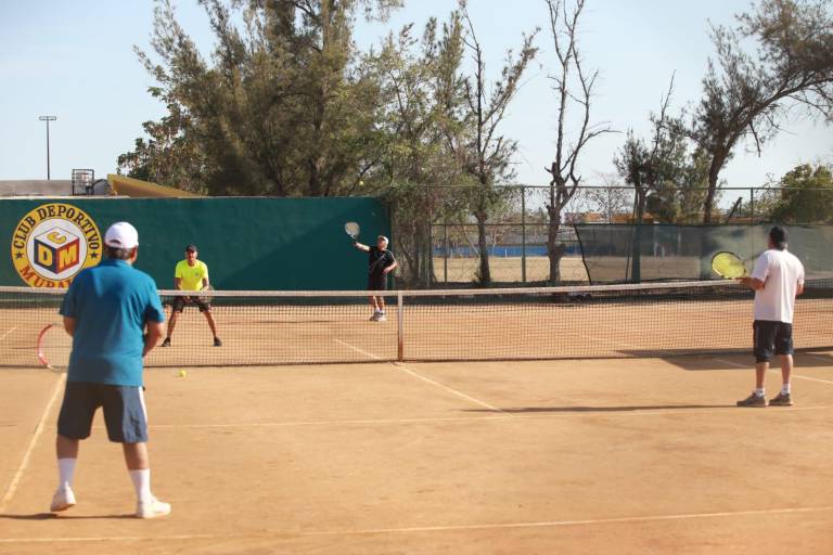 Marcan diferencia Lizárraga y Ríos en Torneo del Día del Padre