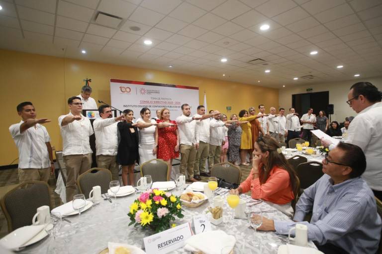 Rinde protesta consejo directivo del Instituto Mexicano de Contadores Públicos de Sinaloa