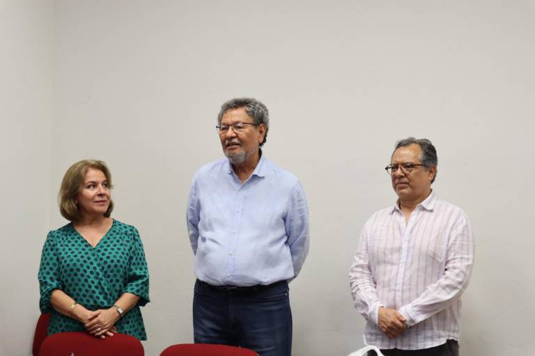 El Colegio de Sinaloa inicia cátedra de creación literaria con José Ángel Leyva