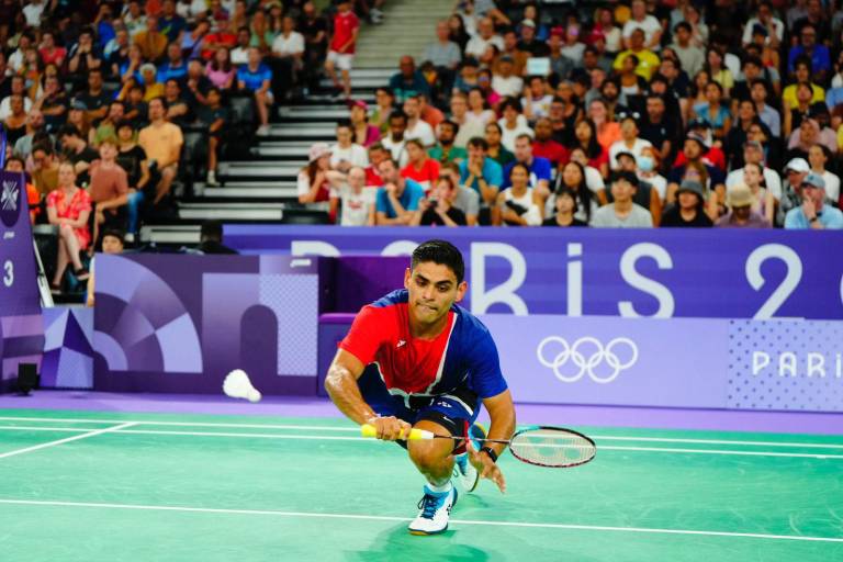Luis Ramón Garrido da batalla en bádminton pero se despide de Paris 2024