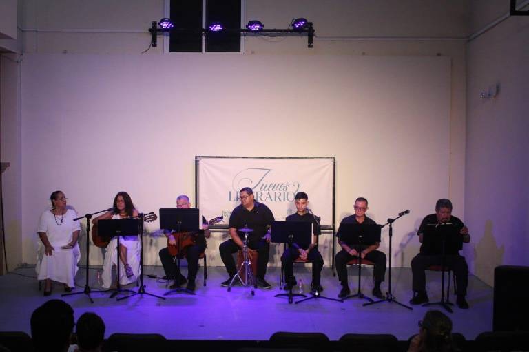 Recuerdan a León Felipe en el recital poético