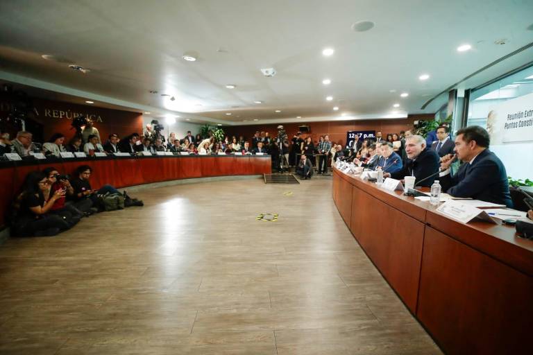 Comisiones del Senado aprueban dictamen para blindar reformas constitucionales