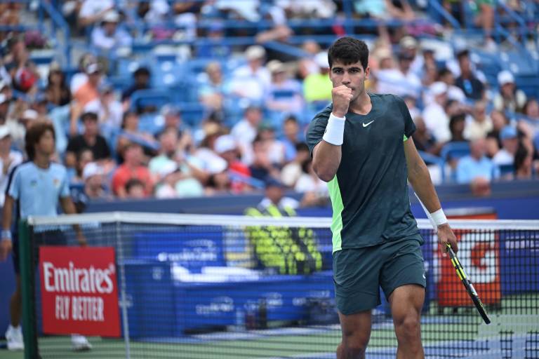 Alcaraz y Djokovic sacan las garras en Cincinnati