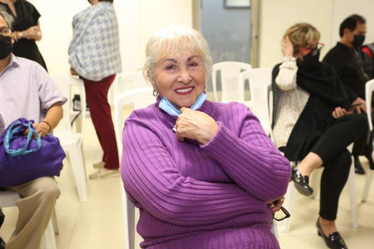 El libro ‘Poesía cruda’ es presentado por Marco Antonio Tirado