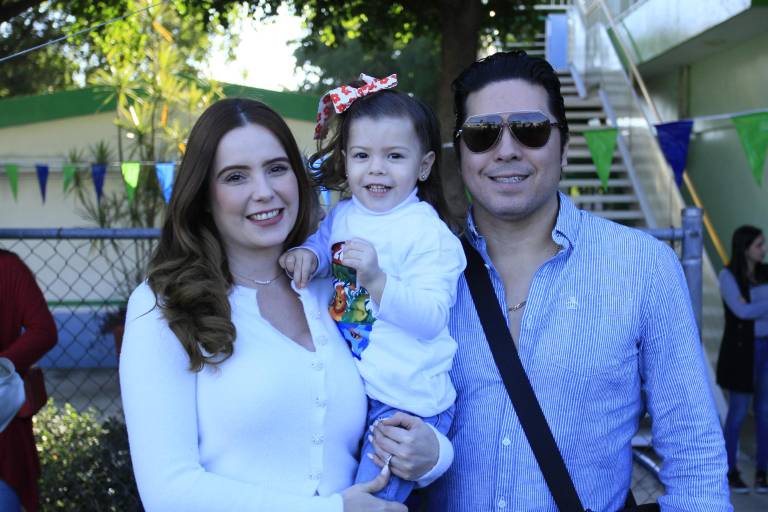 Participan papás, alumnos y maestros en la ExpoSenda