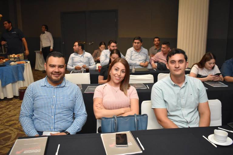 Aprenden a ser mejores empresarios y vendedores con Mauricio Benoist