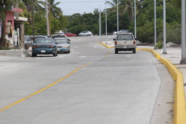Abren a la circulación vial el tramo recién pavimentado de la Avenida Circunvalación, en Mazatlán