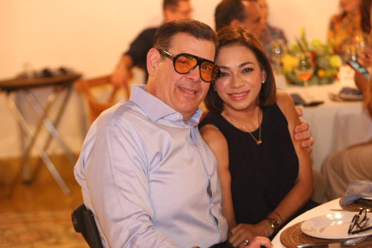 Disfrutan la gastronomía local y apoyan al Centro Histórico