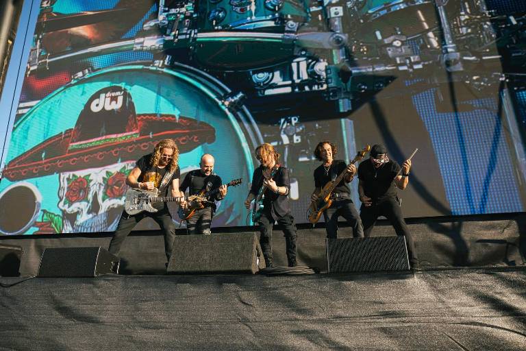 Logra Mana épica presentación en el Festival BottleRock 2024 en California