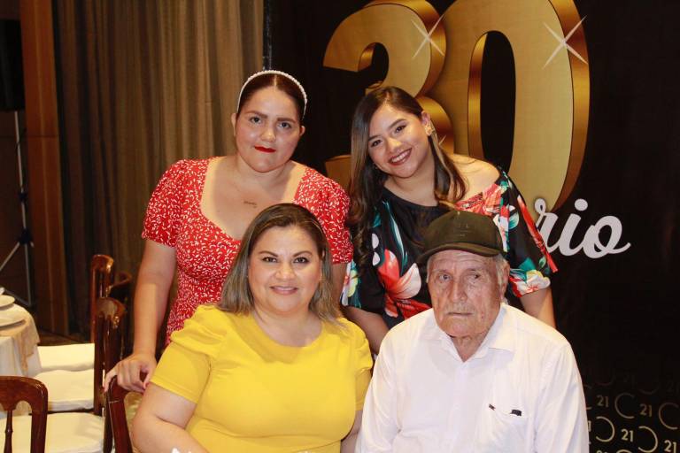 Celebran su 30 aniversario