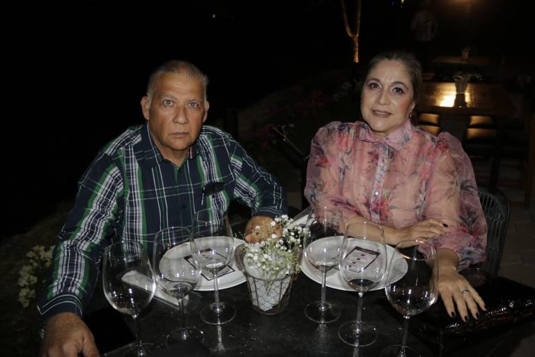 Viven en El Caprichito una velada de sabor