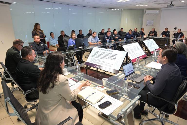 Buscan frenar violencia contra mujeres en Sinaloa; acuerdan capacitar más policías