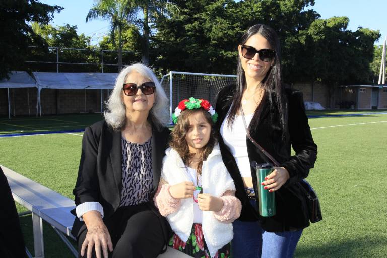 Participan papás, alumnos y maestros en la ExpoSenda