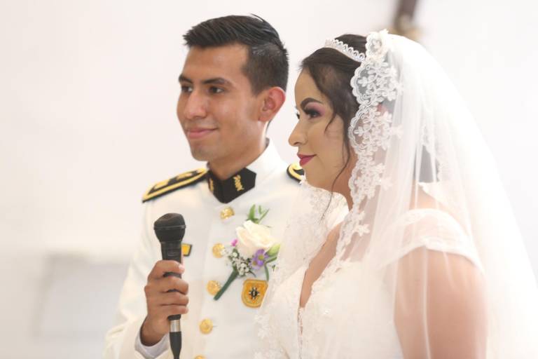 Ariadna Rodríguez y Carlos Valdez se dan el ‘sí’ ante el altar